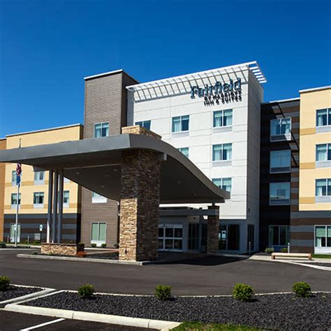 fairfield inn and suites clinton.